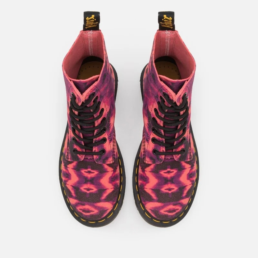 🌈 SOLD Amazing colorful suede Dr Martens - Picture 4 of 12